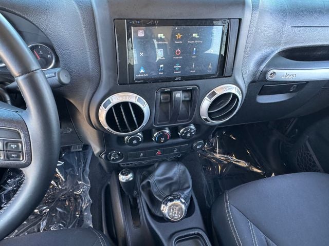 2016 Jeep Wrangler Sahara