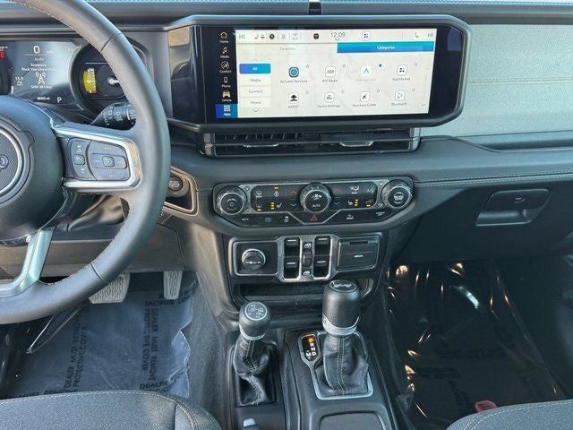 2024 Jeep Wrangler Sahara 4xe