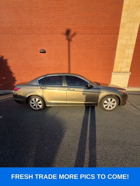 2010 Honda Accord EX-L Auto's photo