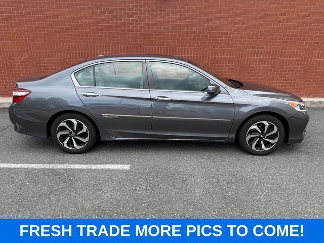 2017 Honda Accord EX-L w/Navigation and Honda Sensing