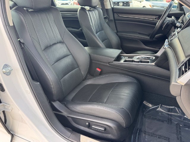 2021 Honda Accord Touring - Photo 12