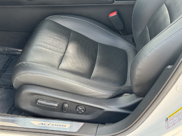 2021 Honda Accord Touring - Photo 13