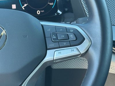 2024 Volkswagen Atlas Cross Sport 2.0T SEL Premium R-Line