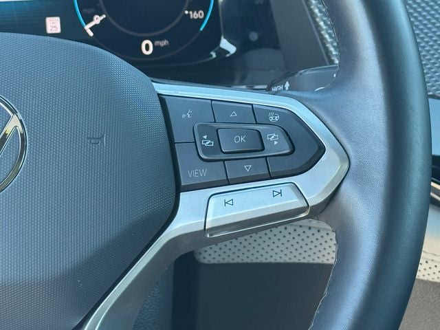2024 Volkswagen Atlas Cross Sport 2.0T SEL Premium R-Line