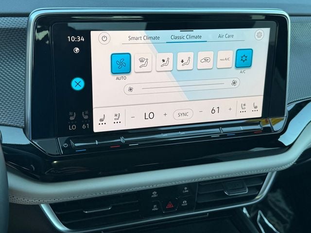 2024 Volkswagen Atlas Cross Sport 2.0T SEL Premium R-Line