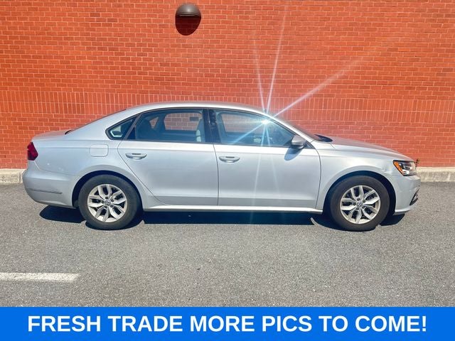 2018 Volkswagen Passat 2.0T S
