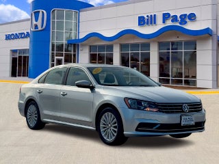 2017 Volkswagen Passat 1.8T SE