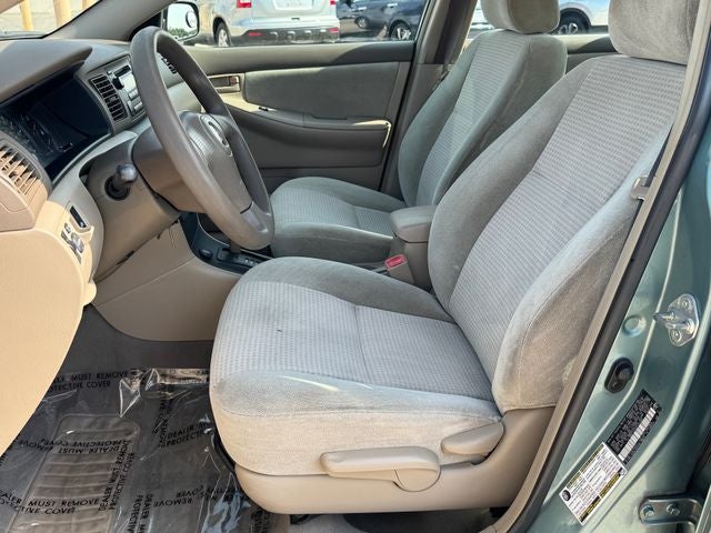2005 Toyota Corolla LE