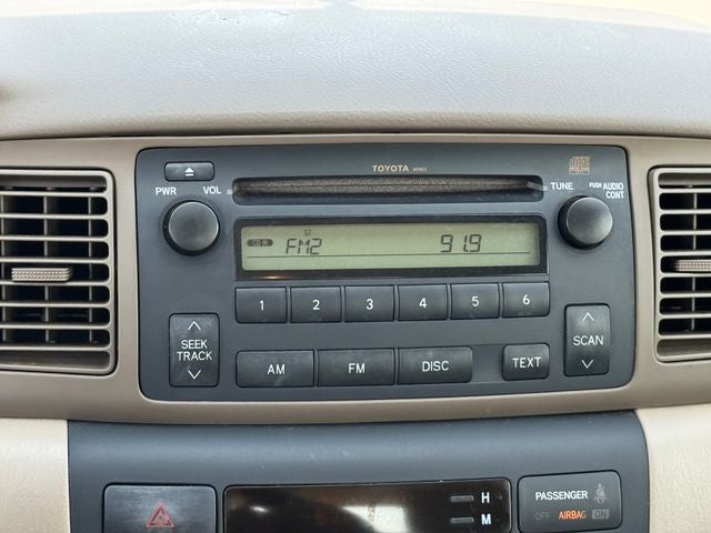 2005 Toyota Corolla LE