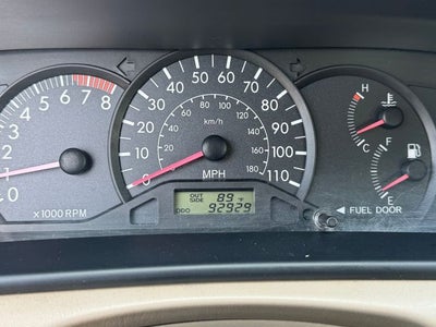 2005 Toyota Corolla LE