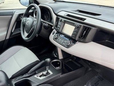 2017 Toyota RAV4 XLE