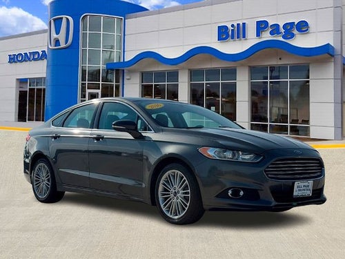 2016 Ford Fusion SE