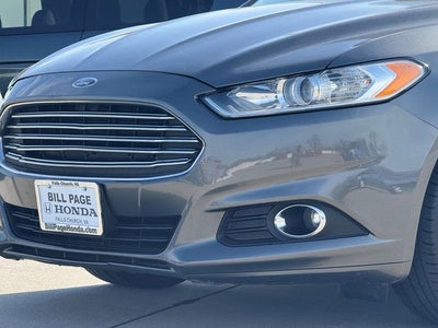 2016 Ford Fusion SE