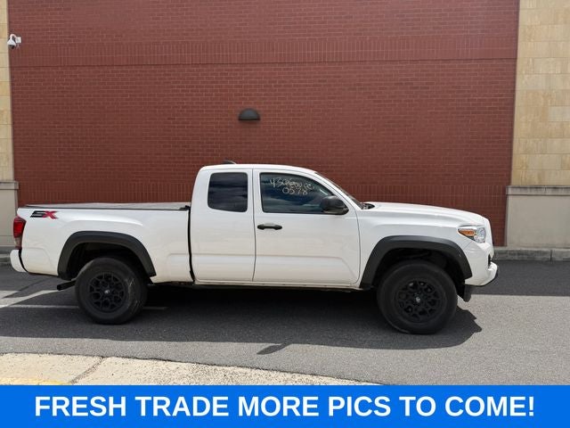 2022 Toyota Tacoma SR
