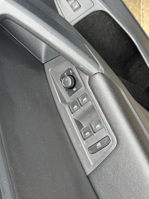 2018 Volkswagen Tiguan 2.0T SEL 4Motion