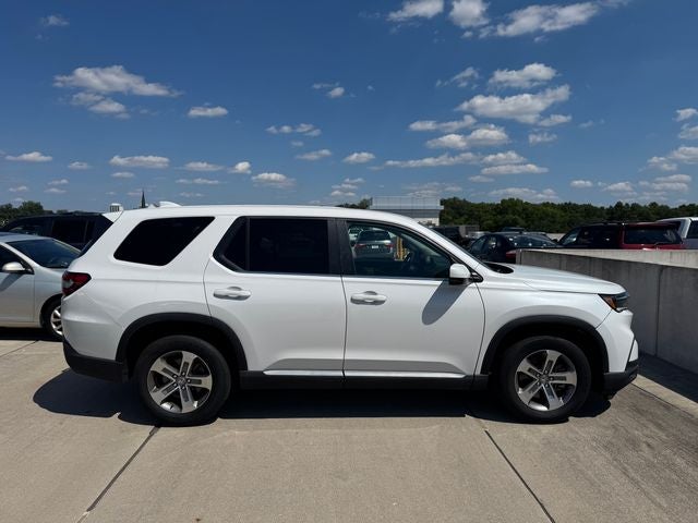 2023 Honda Pilot EX-L 8 Passenger