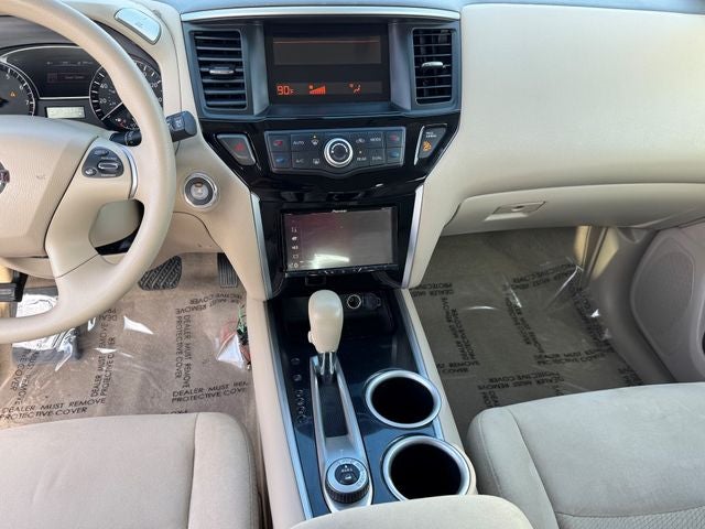 2015 Nissan Pathfinder S