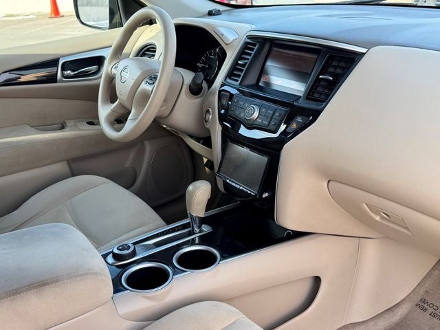2015 Nissan Pathfinder S