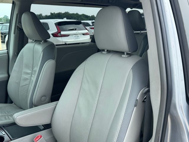 2011 Toyota Sienna Limited
