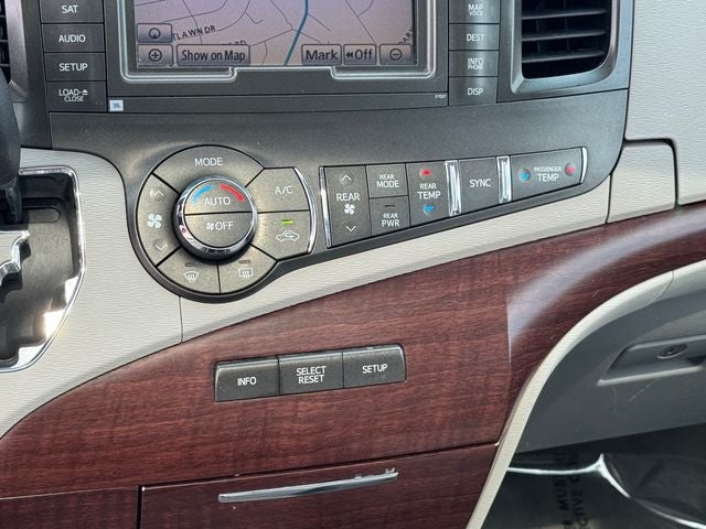 2011 Toyota Sienna Limited