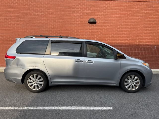 2011 Toyota Sienna Limited