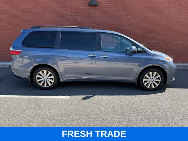 2016 Toyota Sienna 7 Passenger