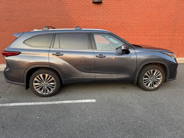 2020 Toyota Highlander Platinum