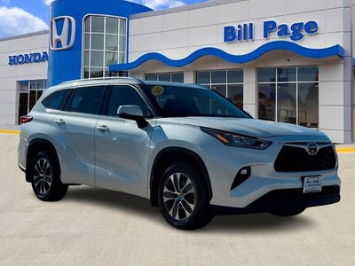 2020 Toyota Highlander XLE