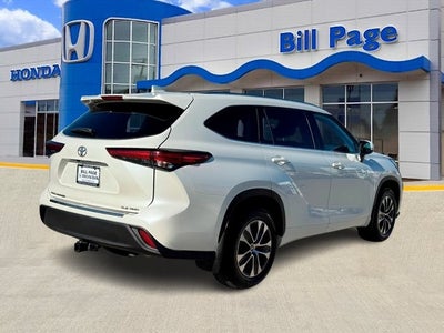 2020 Toyota Highlander XLE
