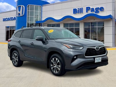 2023 Toyota Highlander XLE