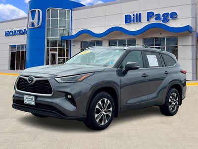 2023 Toyota Highlander XLE