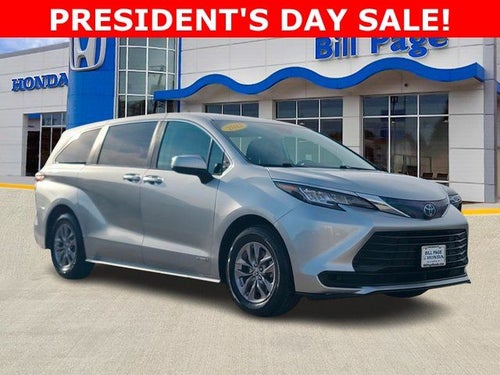 2021 Toyota Sienna LE 8 Passenger