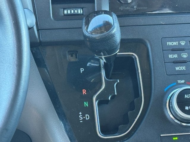 2015 Toyota Sienna L 7 Passenger