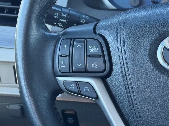 2015 Toyota Sienna L 7 Passenger