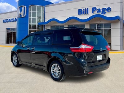 2015 Toyota Sienna L 7 Passenger