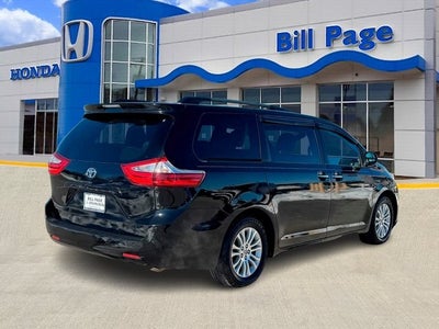 2015 Toyota Sienna L 7 Passenger