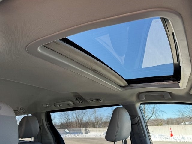 2015 Toyota Sienna L 7 Passenger