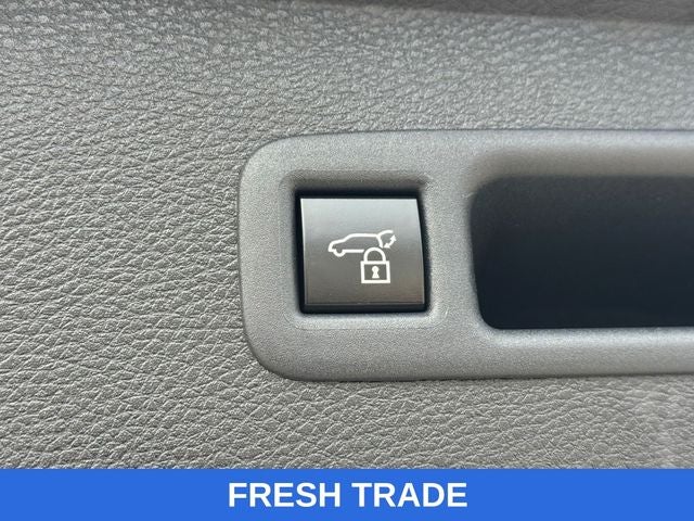 2025 Toyota Sienna XLE 8 Passenger