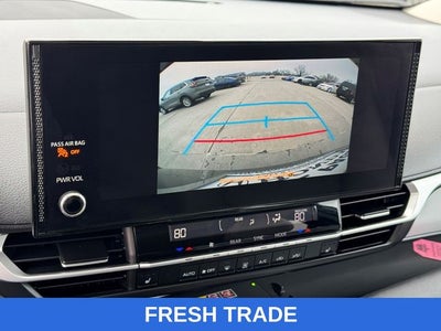 2025 Toyota Sienna XLE 8 Passenger