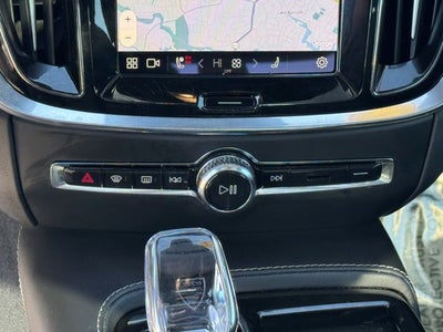 2025 Volvo S60 Plug-In Hybrid T8 Ultra Black Edition