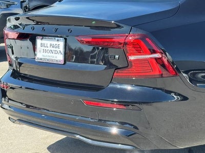 2025 Volvo S60 Plug-In Hybrid T8 Ultra Black Edition