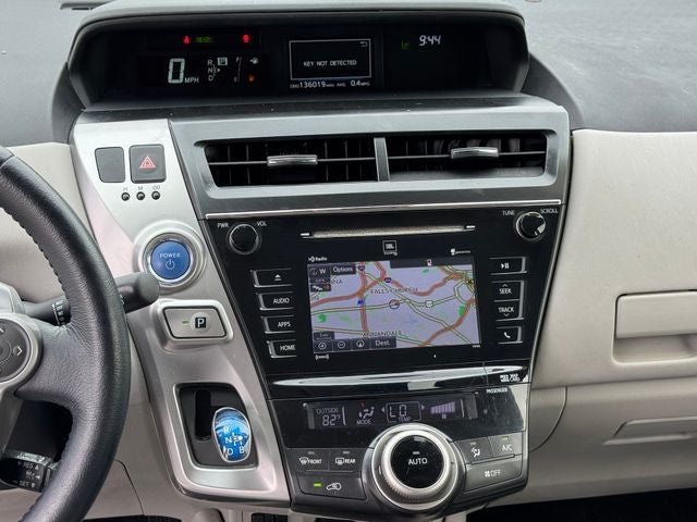 2017 Toyota Prius v Five
