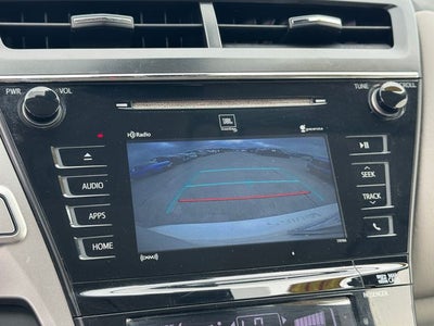 2017 Toyota Prius v Five
