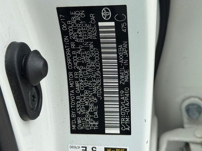 2017 Toyota Prius v Five