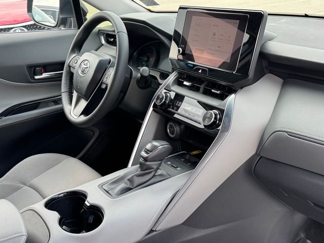 2024 Toyota Venza LE