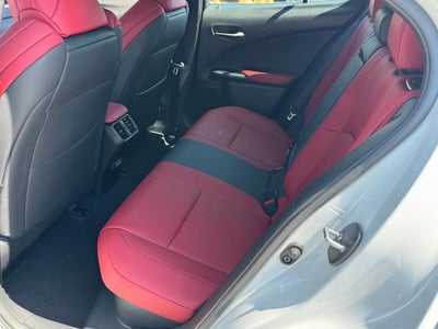 2024 Lexus UX 250h F SPORT Handling
