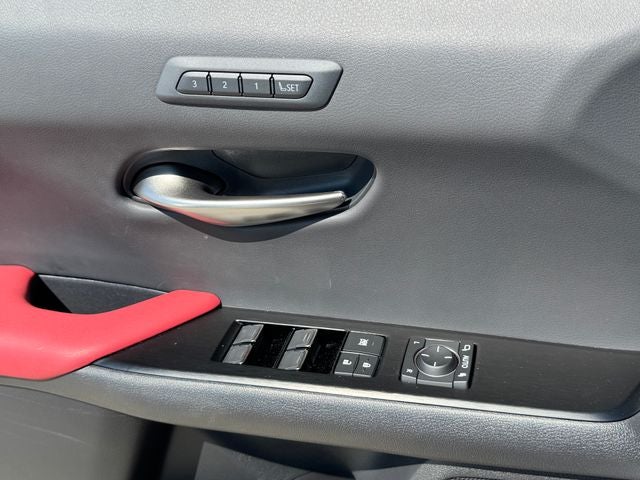 2024 Lexus UX 250h F SPORT Handling