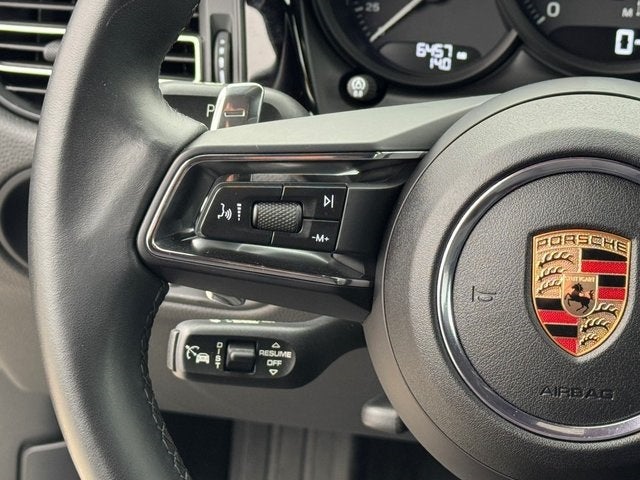 2025 Porsche Macan Base