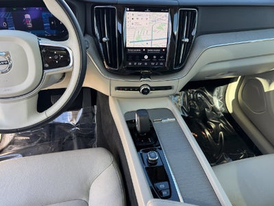 2024 Volvo XC60 B5 Plus Dark Theme