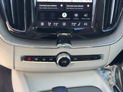 2024 Volvo XC60 B5 Plus Dark Theme